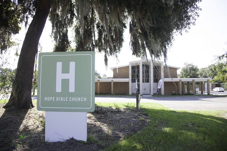 Guests arriving at Hope Bible Church
